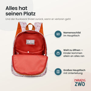 Kinderrucksack boho cloud – geöffnetes Hauptfach mit Namensschild und Unterteilung